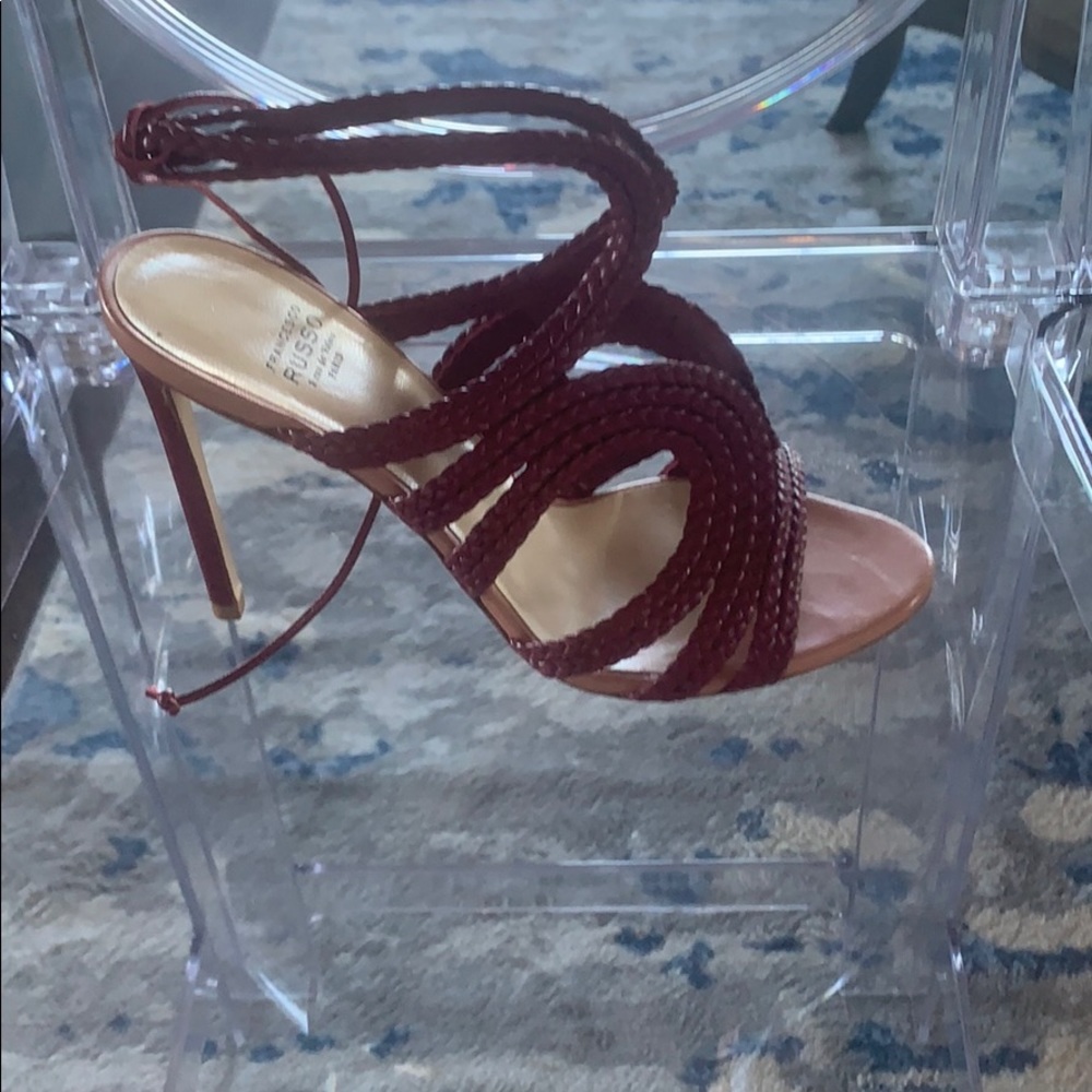 Heels - Picture 4 of 5